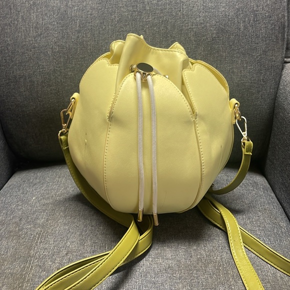 Carmico Tulip Bag - Picture 9 of 16